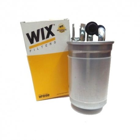 Фильтр топливный VW Passat WIX WF8199/PP839/4